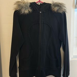 Special edition Lululemon Scuba jacket w hood